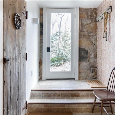 Studio Guest Suite In Forest Cottage Tryon Exterior photo