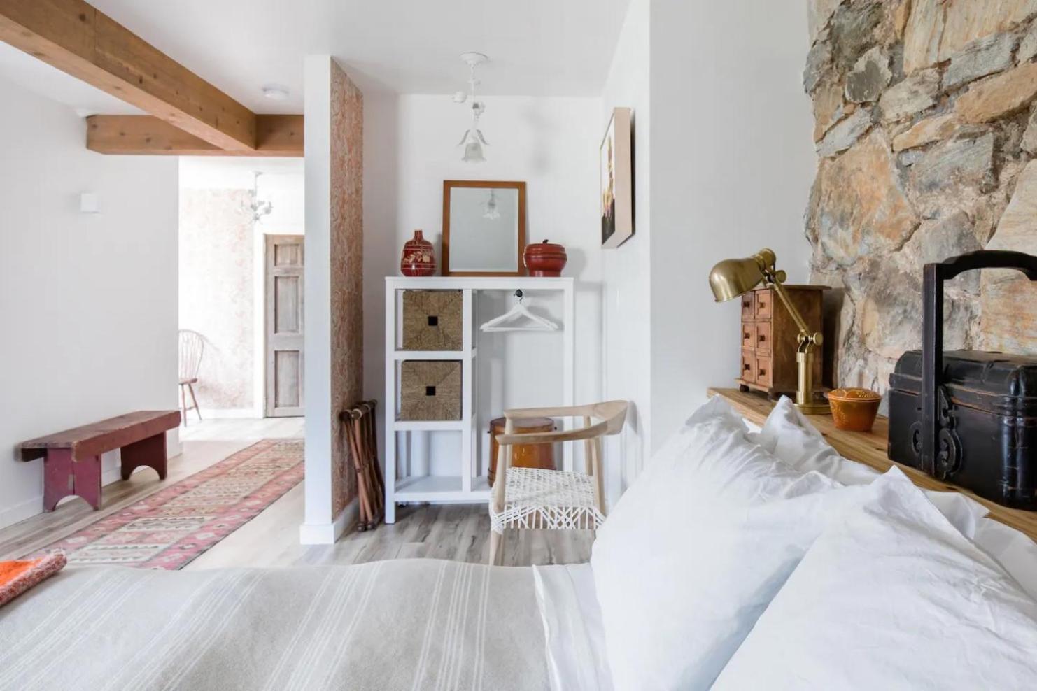 Studio Guest Suite In Forest Cottage Tryon Exterior photo